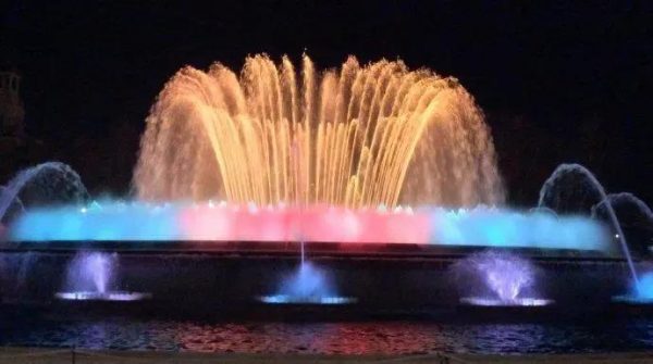 世界上知名的十大喷泉(世界上最美的10座喷泉)