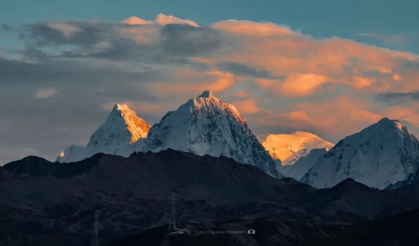西藏最美雪山排名(10座在藏区的著名大雪山)