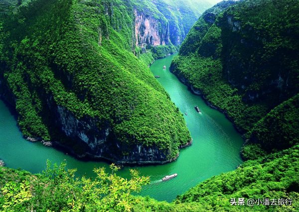 长江三峡在哪里属于哪个省(长江三峡位于中国的重庆还是宜昌)