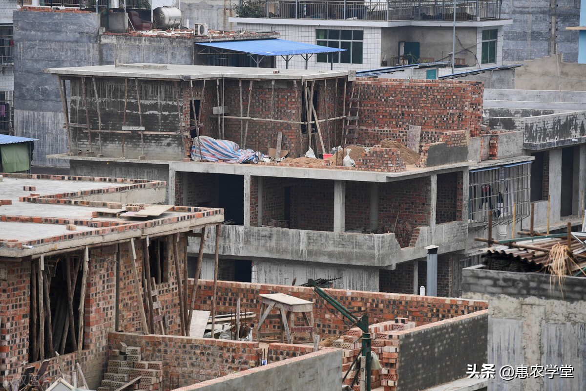 农村建房子需要办理什么手续(农村建房需要办理哪些证件)