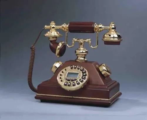 电话什么时候发明的(世界第一部电话诞生时间)