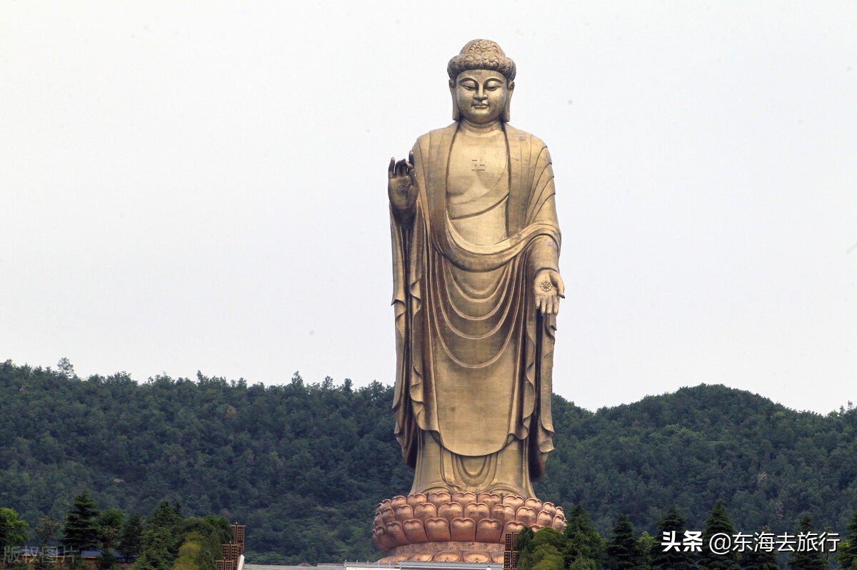 中国著名的十大巨型雕像(中国10尊巨型佛像)