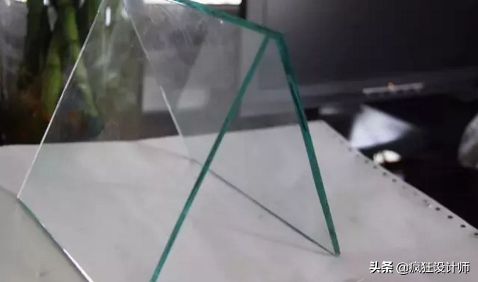 超白玻璃与浮法玻璃的区别(辨别浮法透明玻璃和超白玻璃)