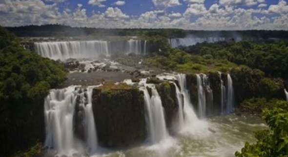 世界十大瀑布排名顺序(世界上最大的10个瀑布)